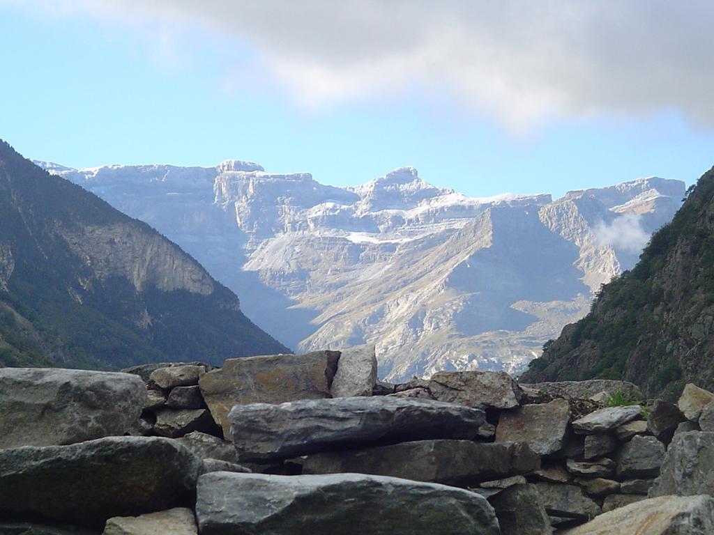 Yourtes Mongoles Gavarnie Hotell Gèdre Exteriör bild