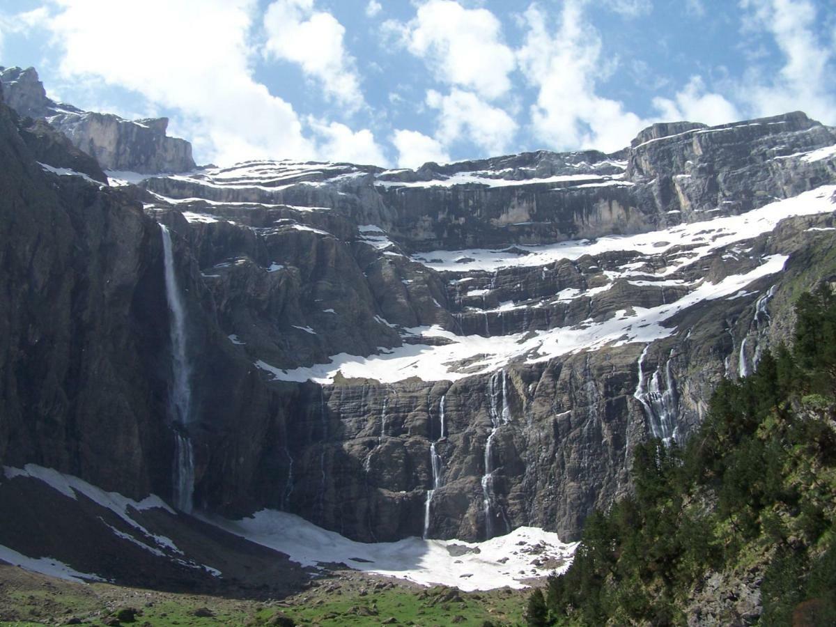 Yourtes Mongoles Gavarnie Gèdre Exteriör bild